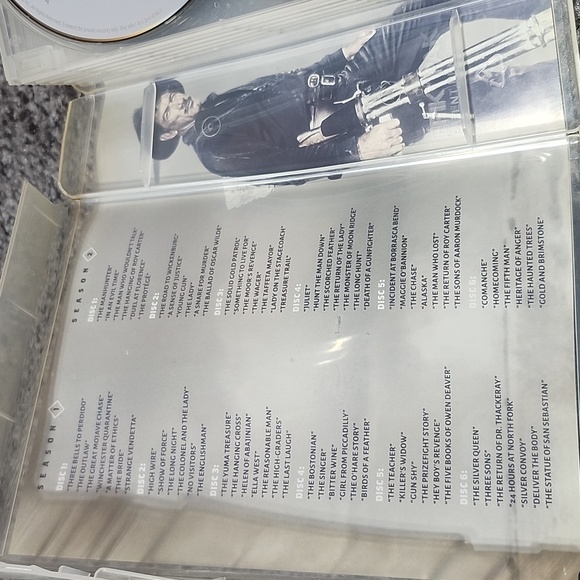 HAVE GUN - WILL TRAVEL WESTERN SEASONS 1-4 DVD'S - Picture 6 of 9